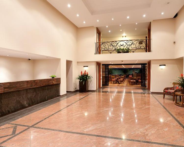 LOBBY ESTELAR Suites Jones Hotel Bogota